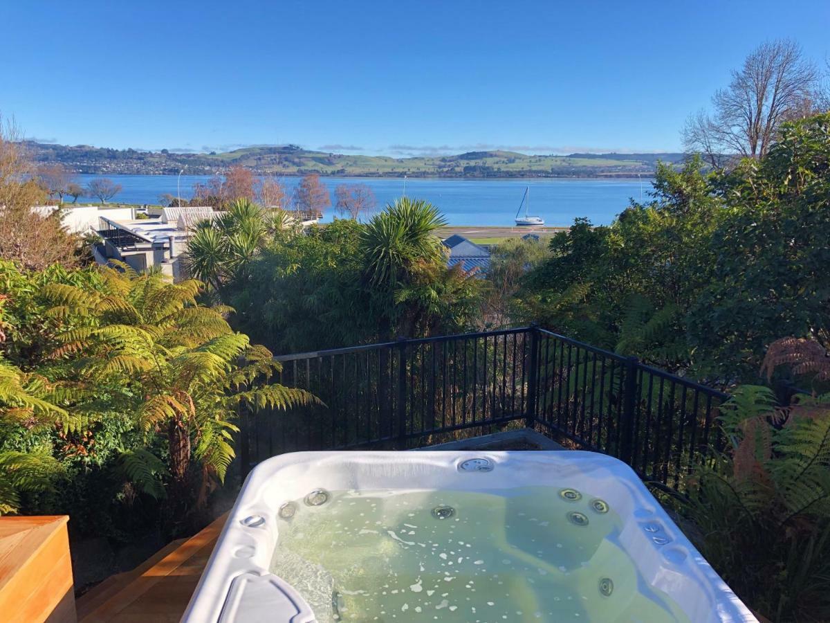 Bayview Lake Taupo Exterior foto
